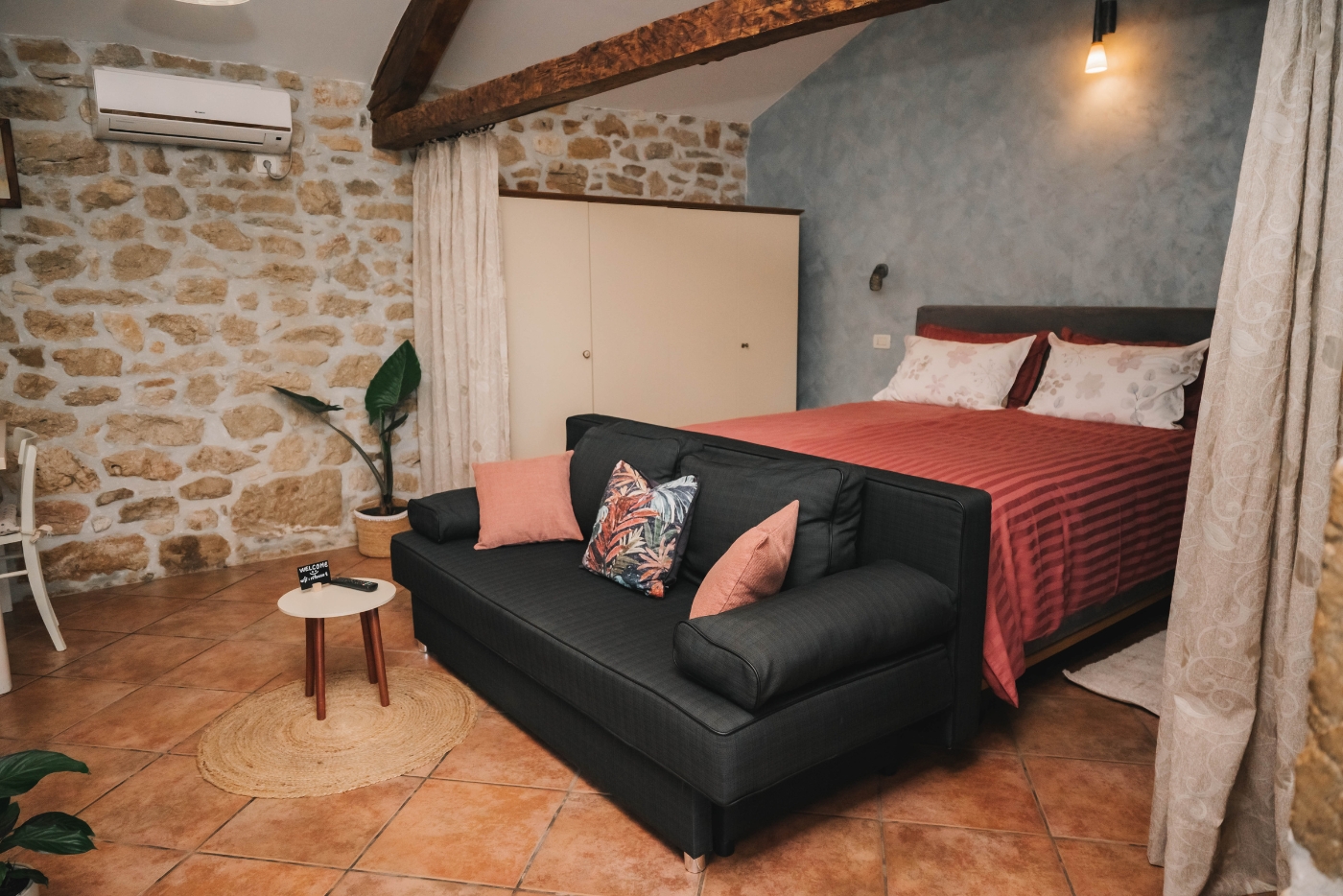 Apartment 3 – studio u depandansi